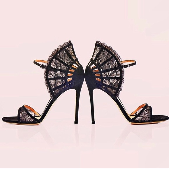 Meet your Posher, Shoozz - Picture 1 of 1